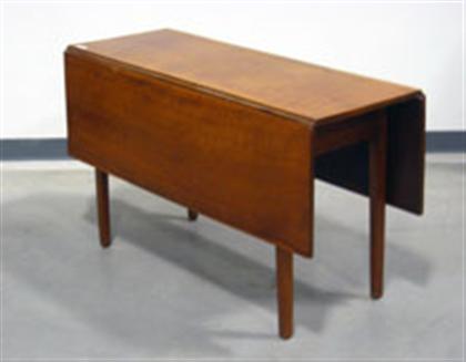 Appraisal: Federal cherry drop leaf table th century H W D