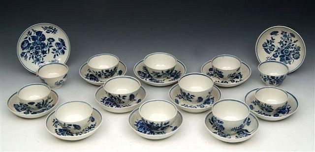 Appraisal: A GROUP OF TWELVE TH CENTURY WORCESTER BLUE AND WHITE