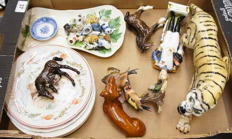 Appraisal: A collection of pottery to include various Beatrix potter and