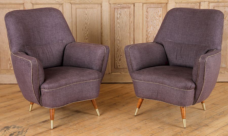 Appraisal: PAIR ITALIAN CLUB CHAIRS MANNER OF GIO PONTI A pair