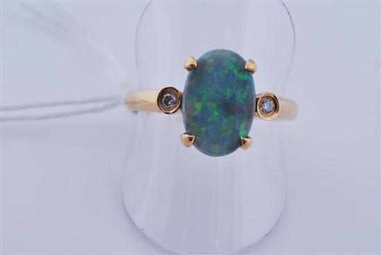 Appraisal: AN OPAL AND DIAMOND DRESS RING IN CT GOLD