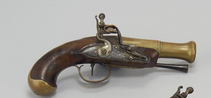 Appraisal: CONTINENTAL FLINTLOCK PISTOL Approx cal Brass barrel and trigger guard