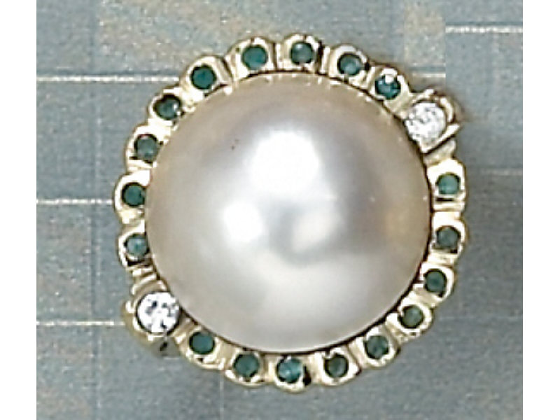 Appraisal: MABE PEARL RING k yellow gold ring set with one