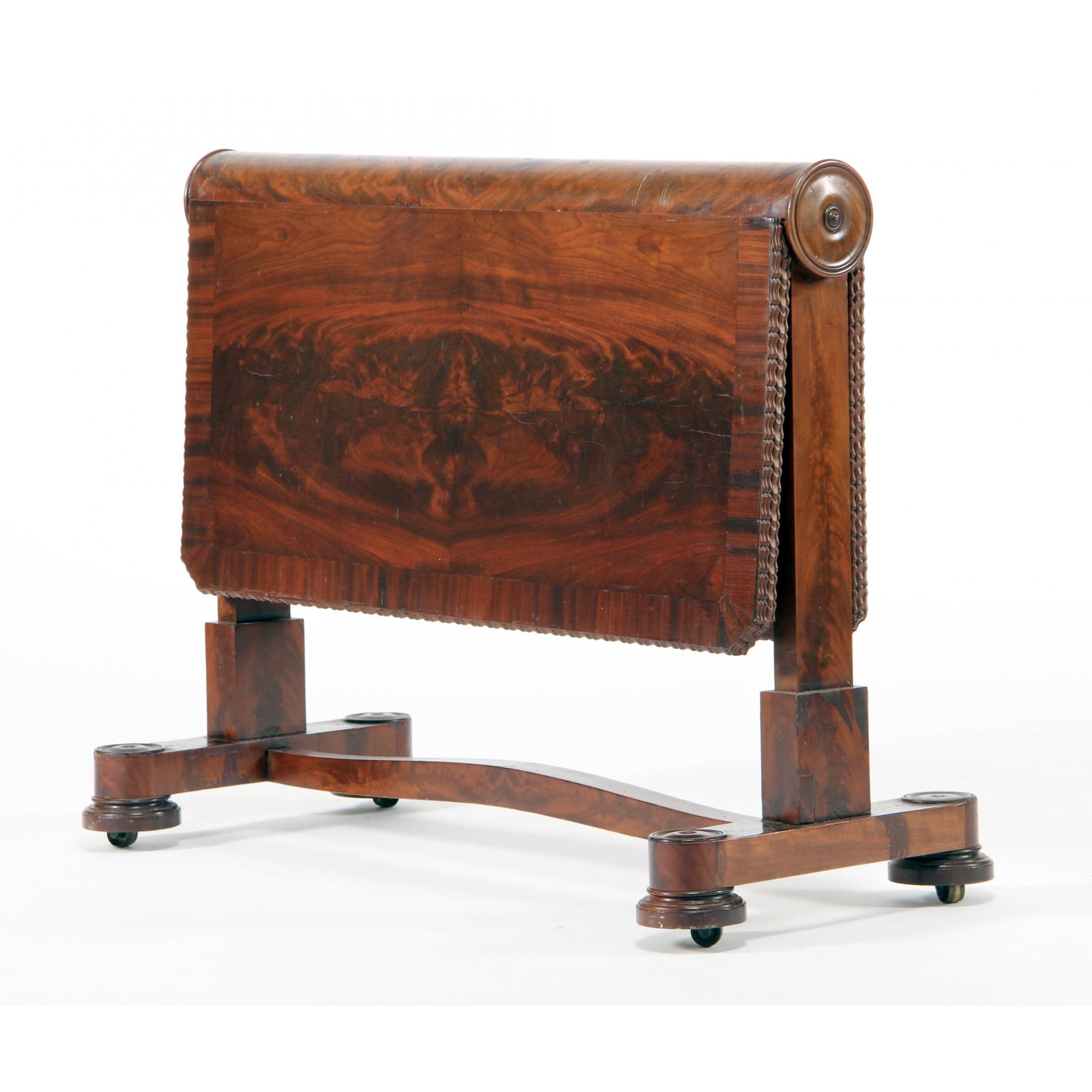 Appraisal: William IV Sunderland Table - s mahogany veneer and mahogany