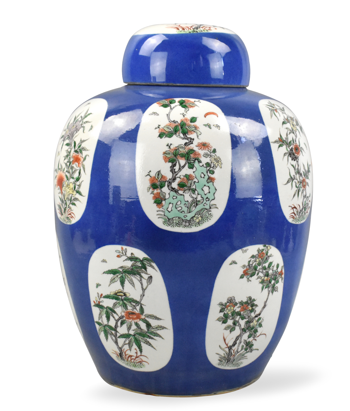 Appraisal: A Chinese blue famille verte jar with cover dating from