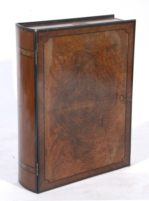 Appraisal: A TH CENTURY WALNUT AND CROSS BANDED FOLIO BOX the