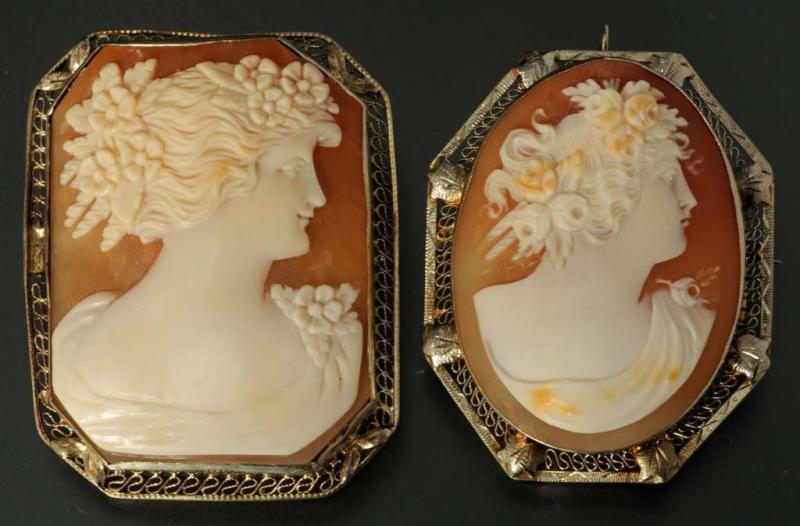 Appraisal: Lot of Antique K Y Gold Cameo Pins Description No