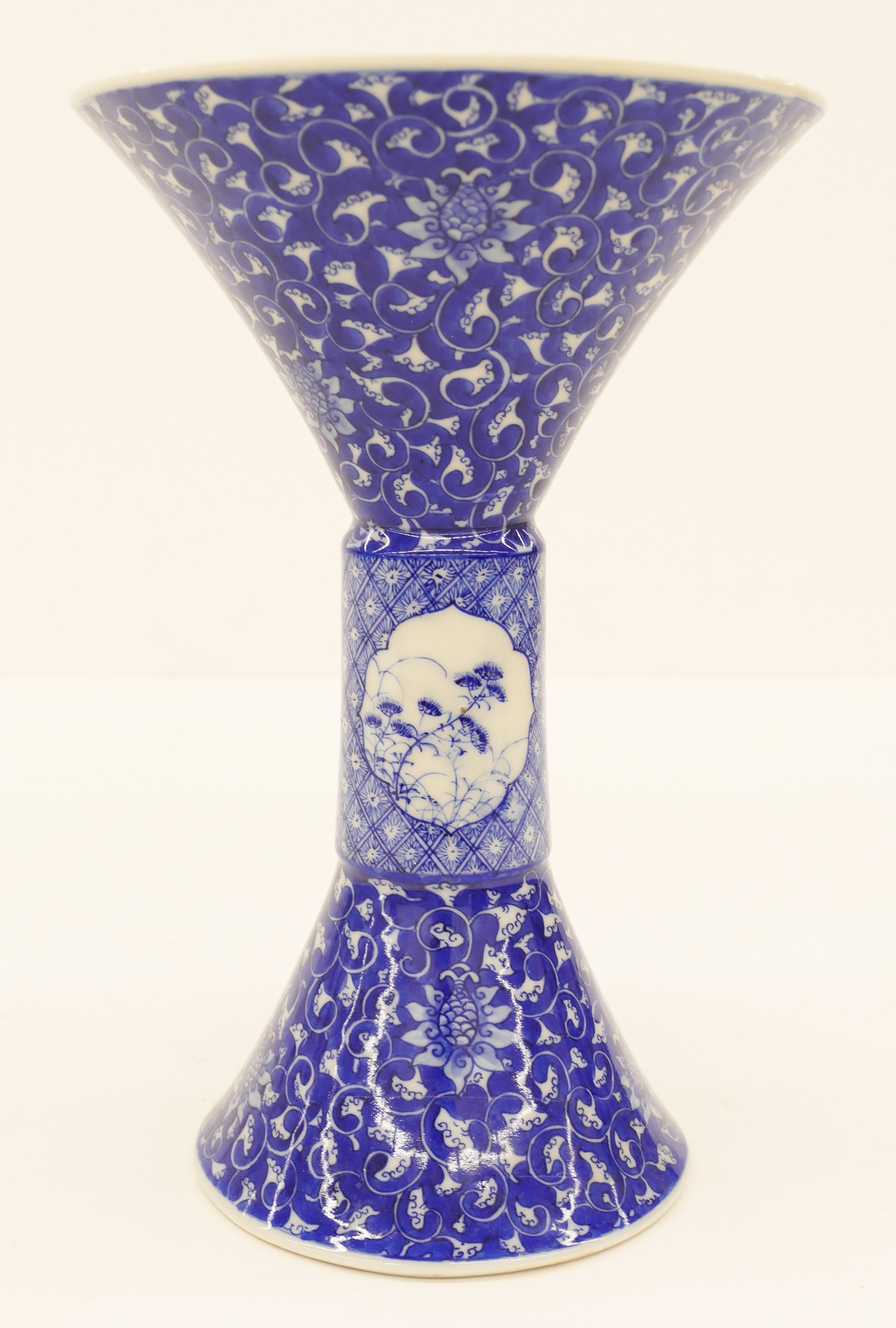 Appraisal: Kawamoto Masakichi - Japanese Seto Porcelain Beaker Vase ''x ''