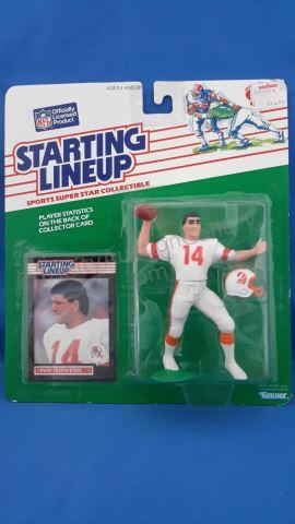 Appraisal: Starting Lineup Vinny Testaverde Figure Tampa Bay Buccaneers - Sealed