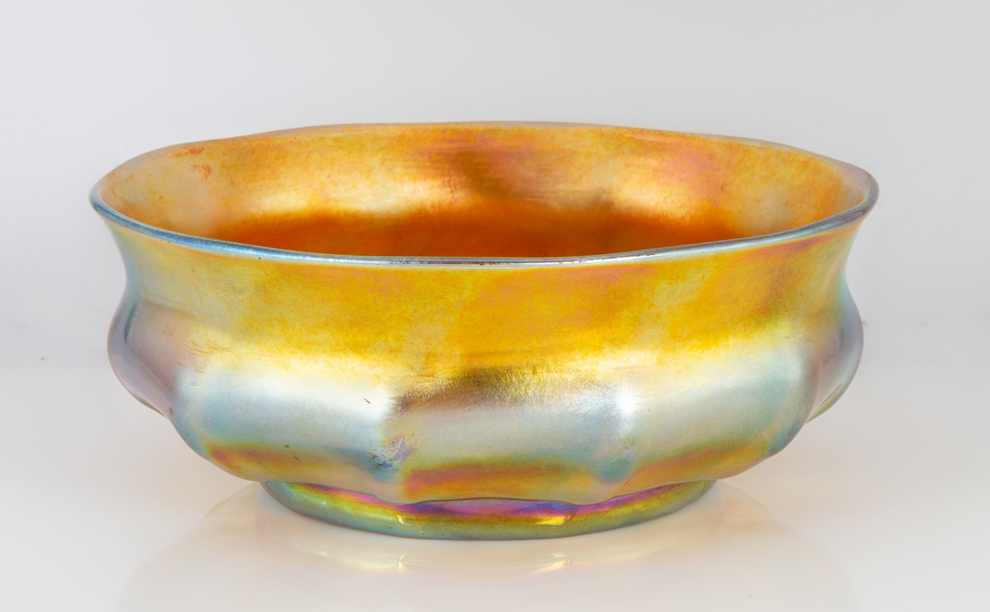 Appraisal: TIFFANY STUDIOS FAVRILE CENTER BOWL Early th century Inscribed 'L