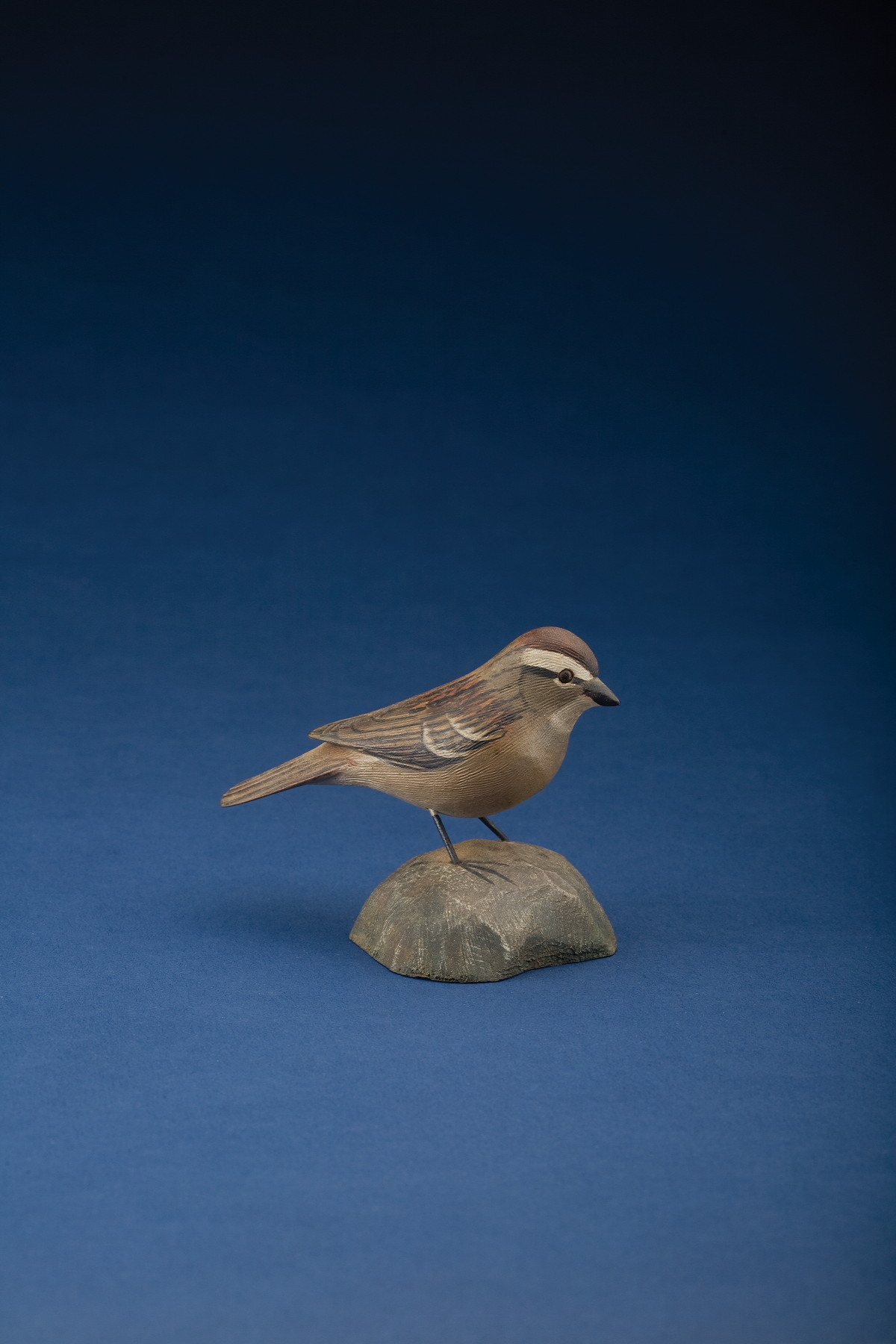 Appraisal: JESS BLACKSTONE AMERICAN - CARVED AND PAINTED CHIPPING SPARROW CIRCA