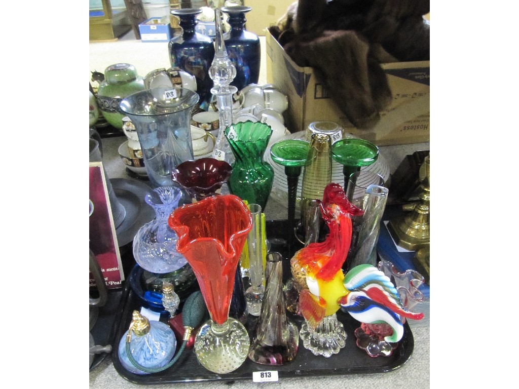 Appraisal: Tray lot of assorted art glass and a glass shade