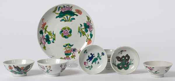 Appraisal: Chinese Tablewares Chinese an assembled group of porcelain tablewares including