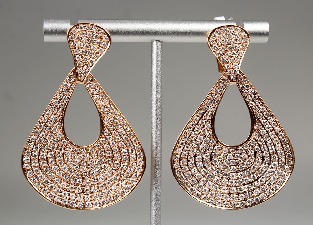 Appraisal: K Rose Gold ctw Diamond Fan Earrings K Rose Gold