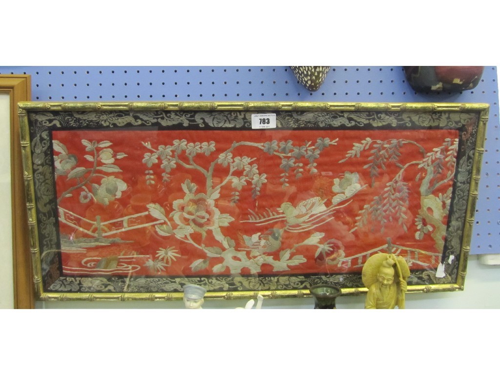 Appraisal: Framed Chinese silk panel