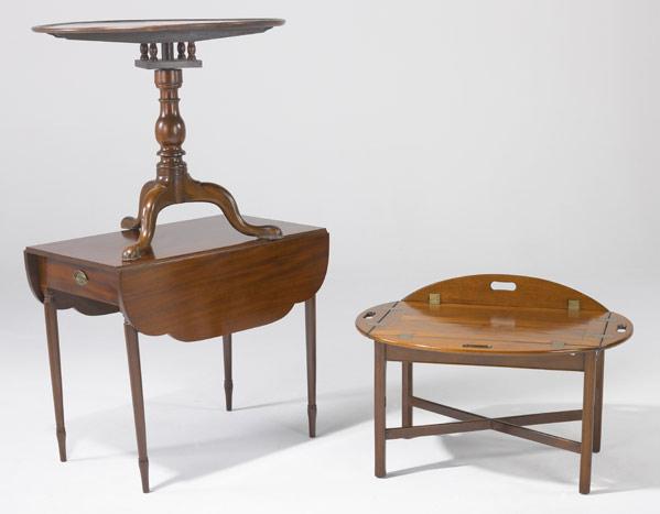 Appraisal: th CENTURY FURNITURE Mahogany Pembroke dropleaf table together with bird