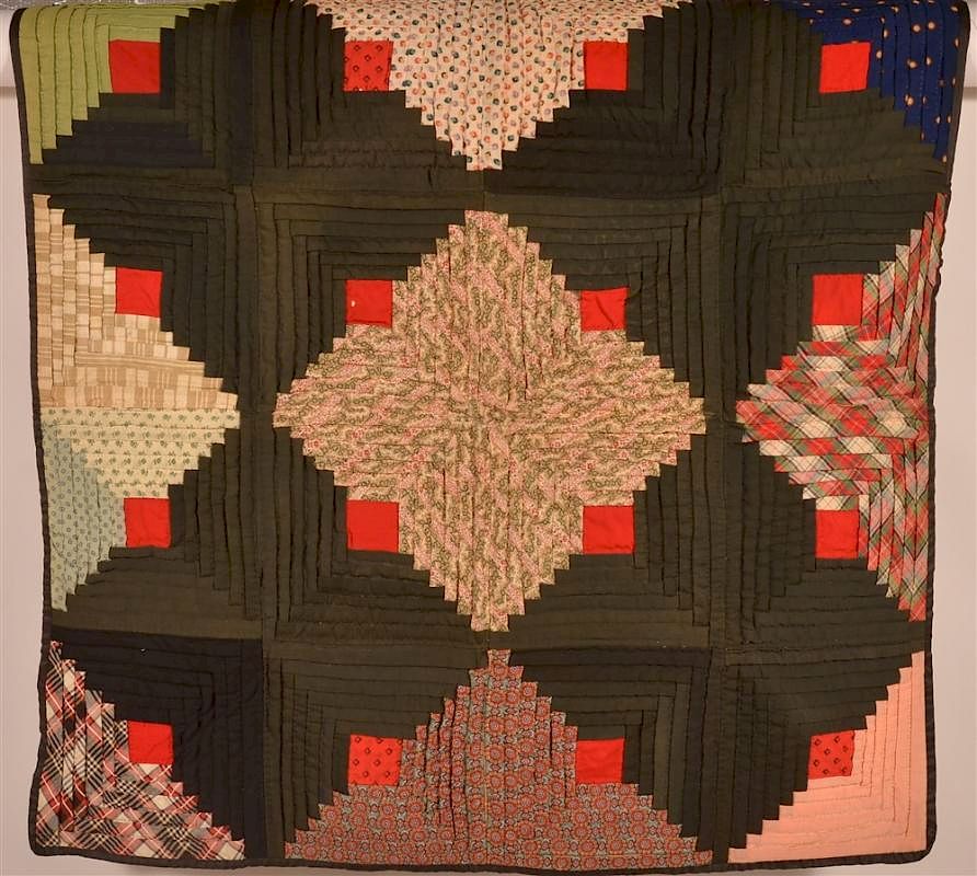 Appraisal: Antique Geometric Pattern Crib Quilt Antique Geometric Pattern Crib Quilt