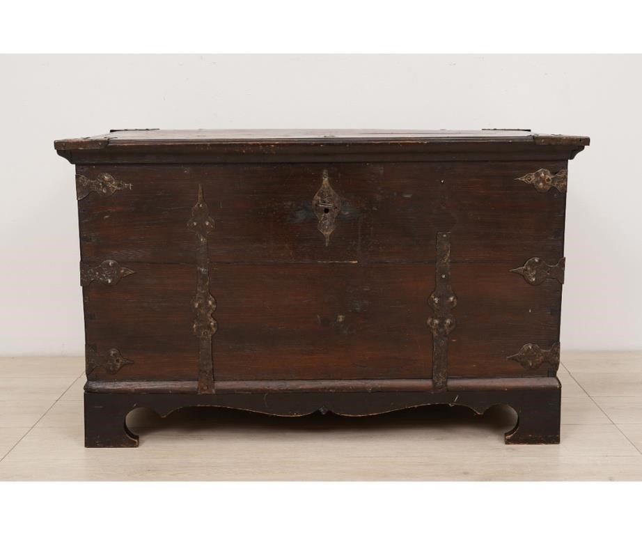 Appraisal: Norwegian iron bound pine blanket chest th c with grab