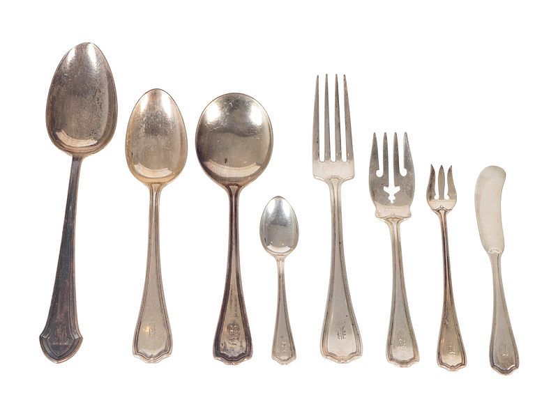 Appraisal: An American Silver Flatware Set Length of dinner knife inches