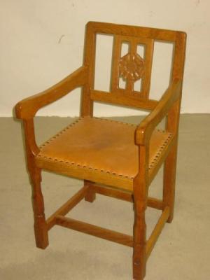 Appraisal: A SET OF SIX OAK DINING CHAIRS including two elbow