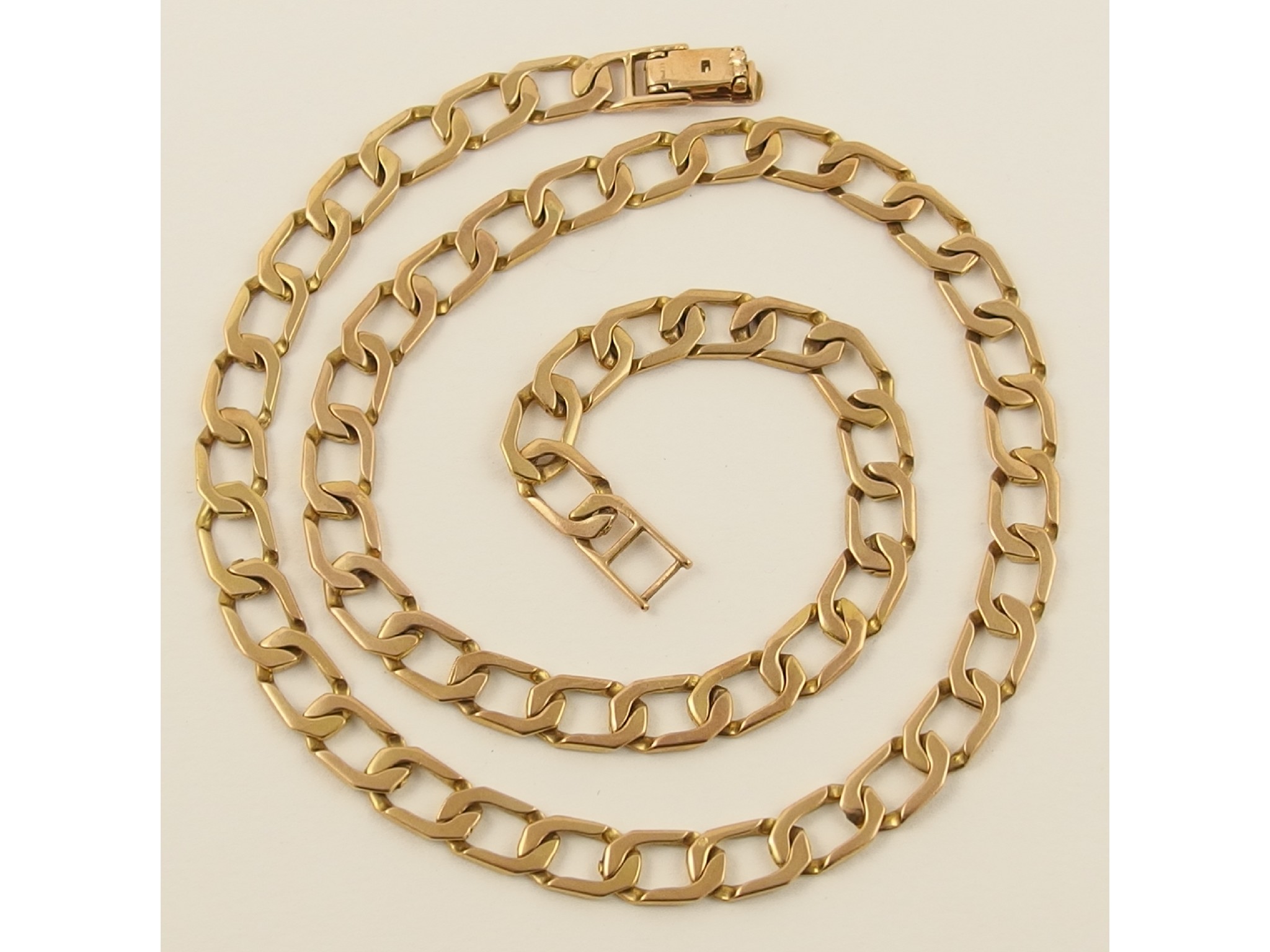 Appraisal: A long decorative curb chain approx weight gms