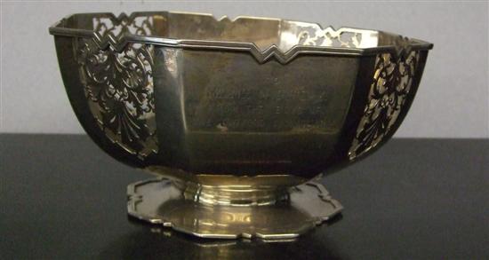 Appraisal: George V silver hexagonal fruit bowl by Mappin and Webb