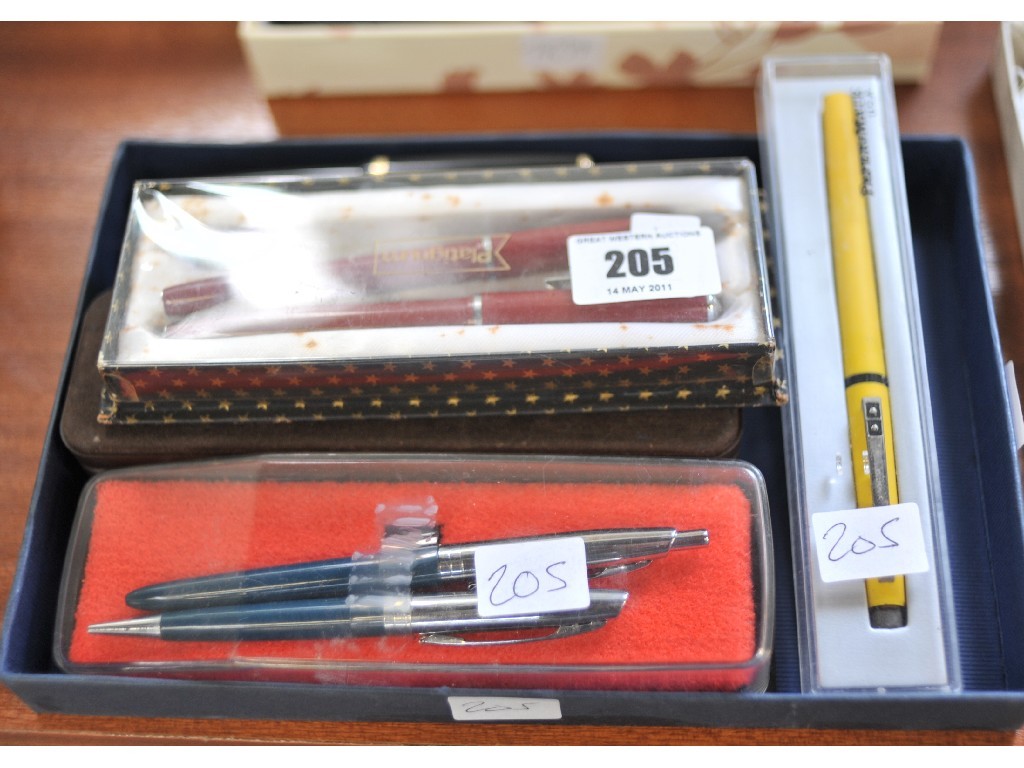 Appraisal: Lot comprising assorted fountain and ballpoint pens