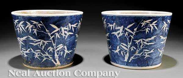 Appraisal: A Pair of Chinese Blue and White Porcelain Jardini res