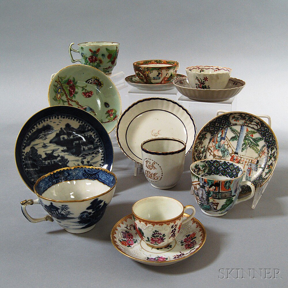 Appraisal: Fourteen Chinese Export Porcelain Cups and Saucers Estimate - The