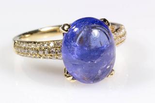 Appraisal: Tanzanite diamond and k yellow gold ring Tanzanite diamond and