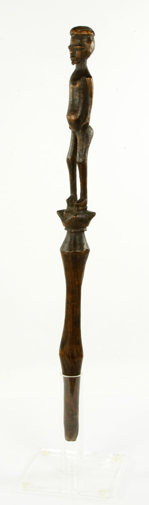 Appraisal: - African Divination Figure African divination figure rod like form