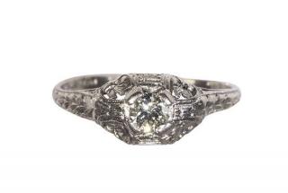 Appraisal: Art Deco diamond and platinum ring Art Deco diamond and