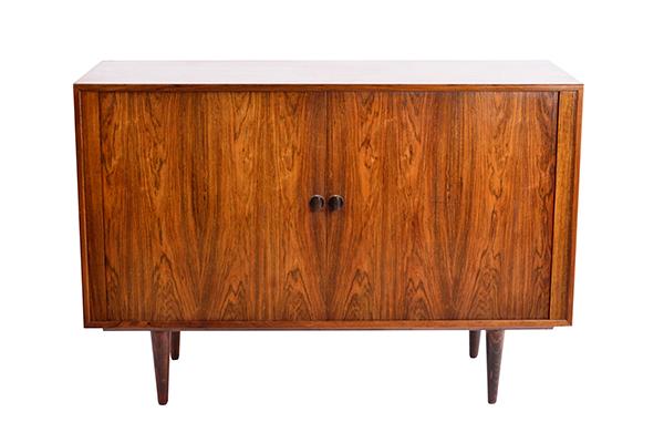 Appraisal: A DANISH ROSEWOOD SIDEBOARD c s rosewood two doors with