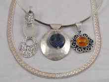 Appraisal: A mixed lot comprising a white metal tests silver necklace