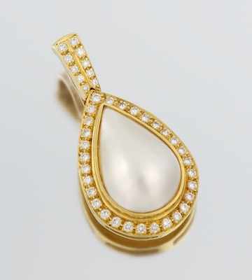 Appraisal: A Ladies' k Diamond and Mabe Pearl Enhancer Pendant by