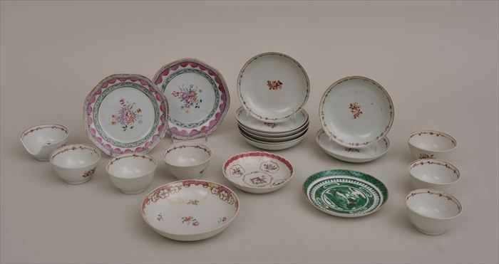 Appraisal: TWENTY CHINESE EXPORT PORCELAIN TEA ARTICLES Including seven tea bowls