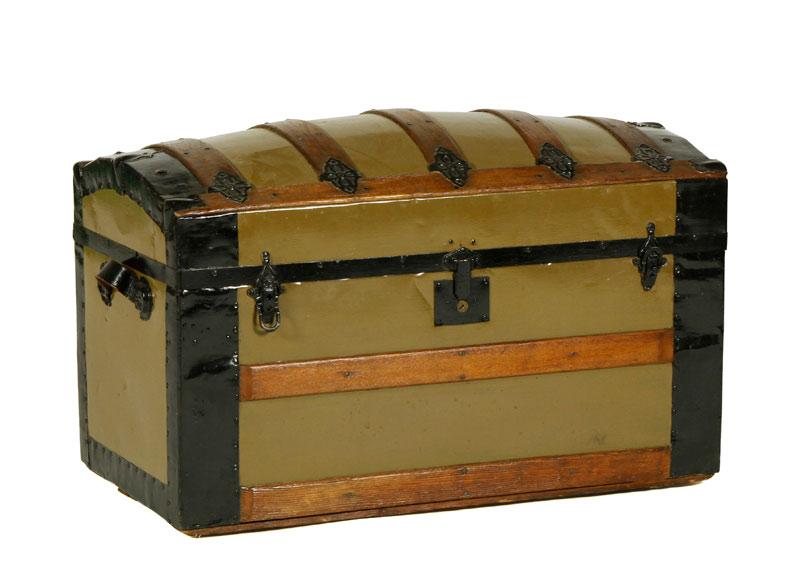 Appraisal: - Antique Dome Top Trunk Antique dome top trunk wood