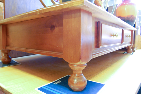 Appraisal: LARGE FOUR DRAWER PINE COFFEE TABLE