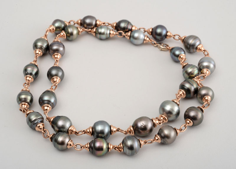 Appraisal: K ROSE GOLD AND TAHITIAN PEARL NECKLACE Designed with a