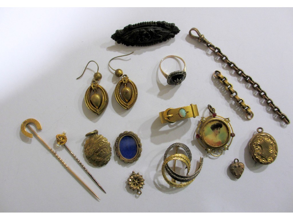 Appraisal: Lot comprising Victorian items to include yellow metal earrings opal