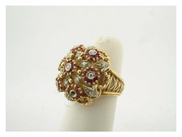 Appraisal: Lady's K yellow gold diamond and ruby ring with eighteen