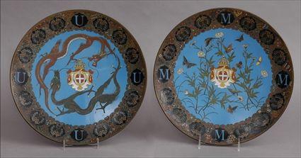 Appraisal: PAIR OF CHINESE CLOISONN ARMORIAL CHARGERS Said to have been