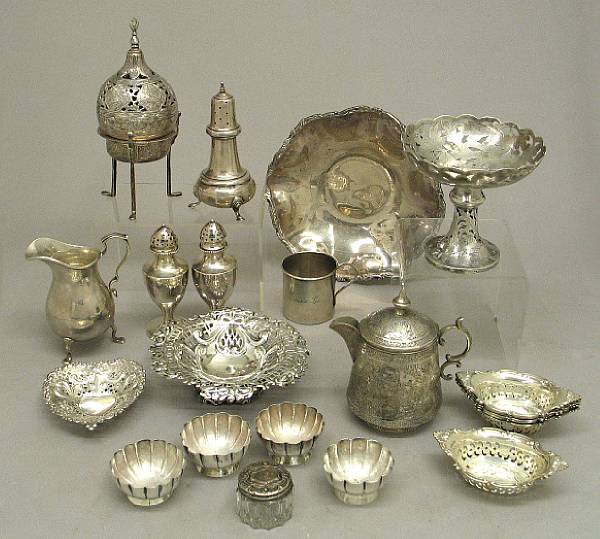 Appraisal: A group of assorted silver table articles Comprising sterling Victorian