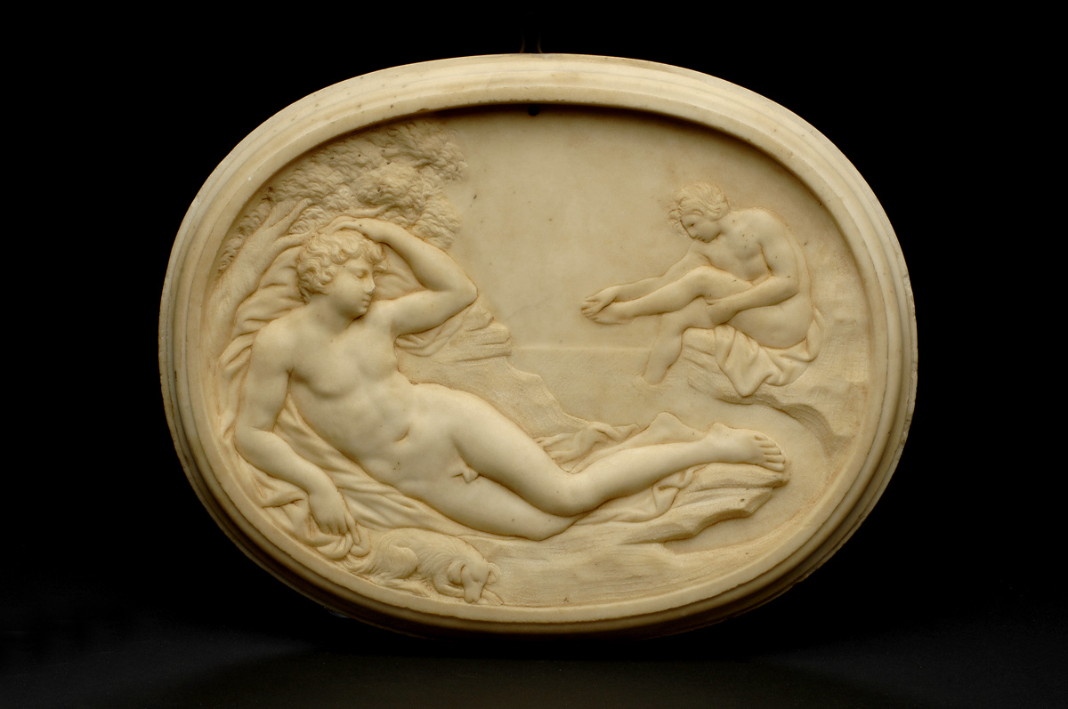 Appraisal: CONTINENTAL MARBLE BAS-RELIEF OVAL PLAQUE DEPICTING TWO CLASSICAL NUDE MALES