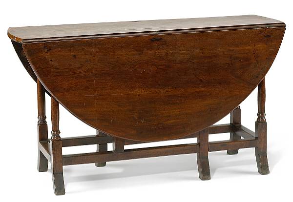 Appraisal: A William and Mary walnut gateleg dining table late th