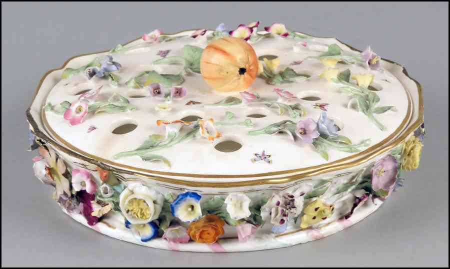 Appraisal: MEISSEN PORCELAIN COVERED DISH '' x '' Condition Fine crazing