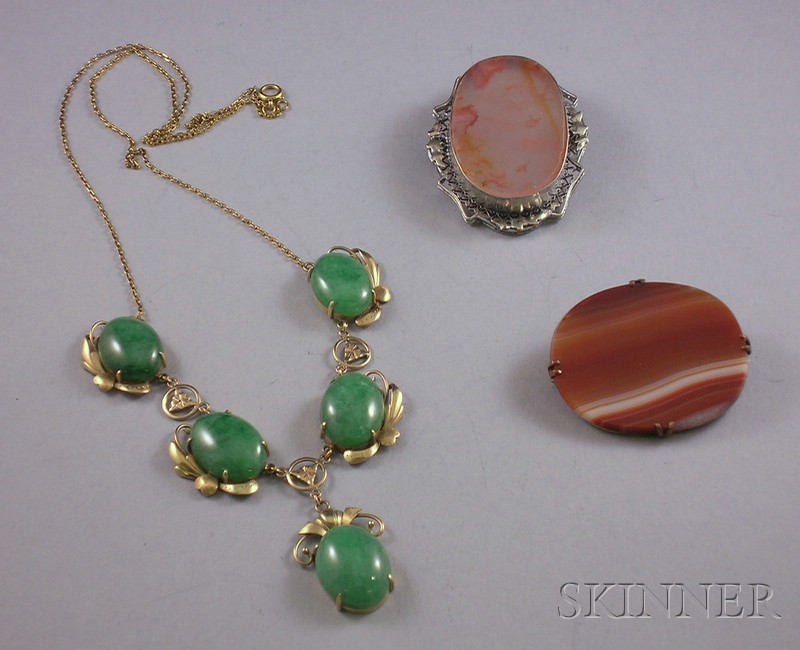 Appraisal: Three Hardstone Jewelry Items two brooches and a kt gold