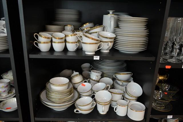 Appraisal: AN ASHLEY NORITAKE DINNER SET