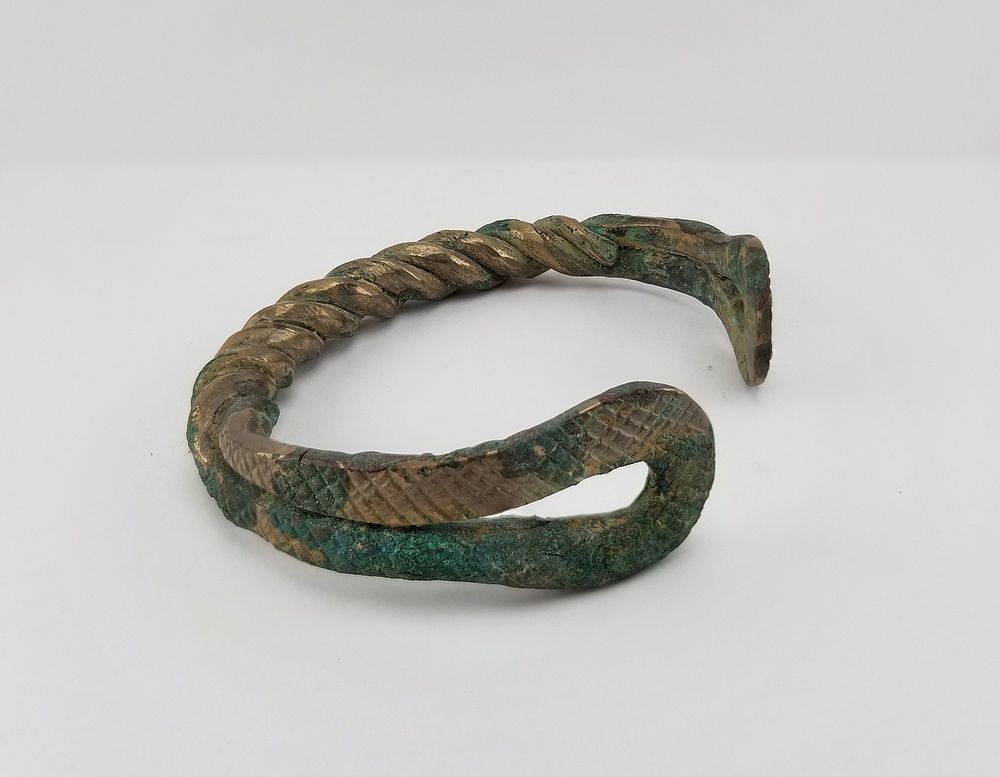 Appraisal: Bronze Bracelet - Luristan ca - BC A lovely bronze