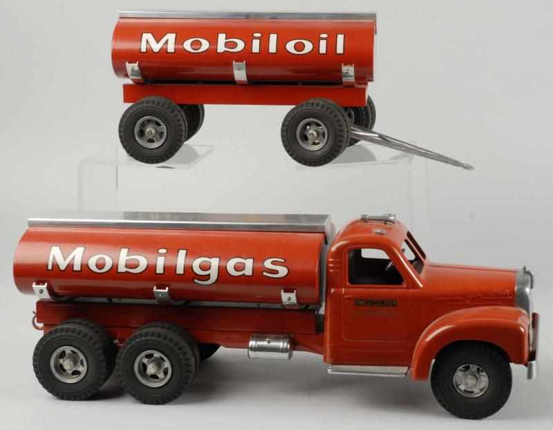 Appraisal: Lot of Pressed Steel Smith-Miller Truck Toys Description Includes Mobilgas